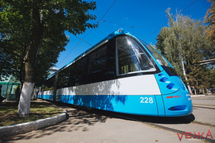 До осені у Вінниці відремонтують 20 трамваїв та півсотні тролейбусів