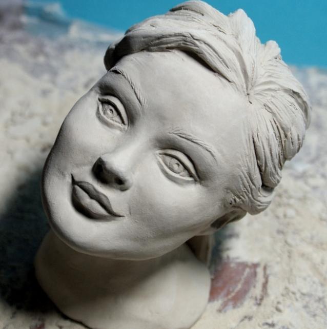 Створити свій образ із глини та «зняти» маски – вінничан запрошують на арт-гештальт-терапію