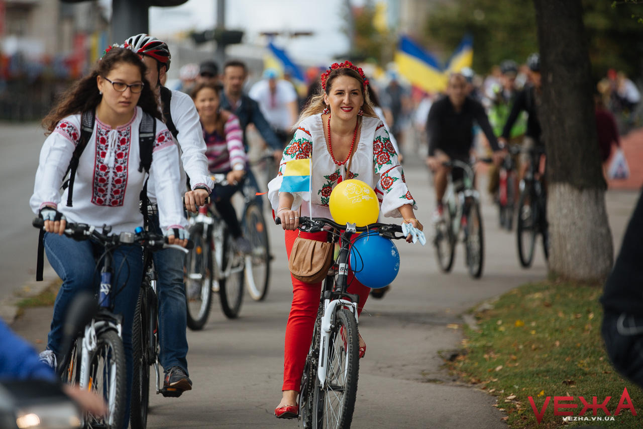 На велосипедах та у вишиванках: у Вінниці влаштують велопарад із нагоди Дня Незалежності