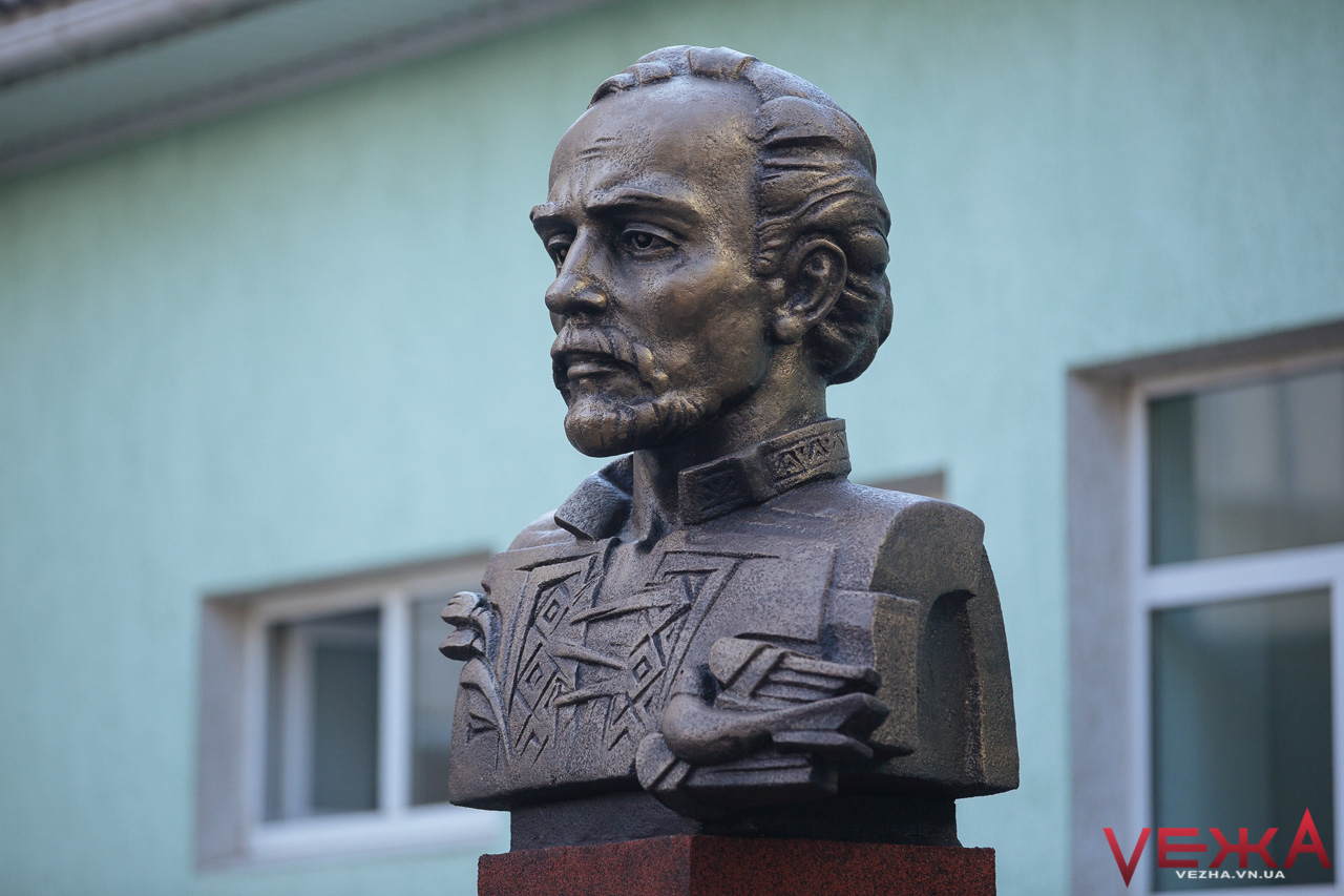 У Вінниці відкрили погруддя Леонтовичу та анонсують премію імені композитора. ФОТО
