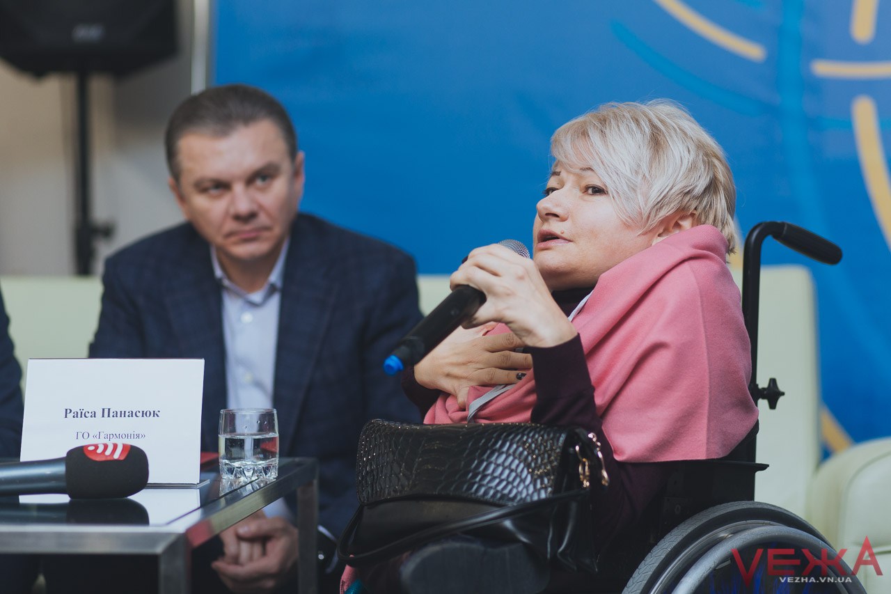 Мер Вінниці найбільше серед міських голів країни турбується про людей з інвалідністю. ГРАФІКА