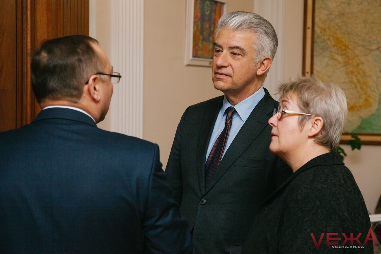 Посол Німеччини у Вінниці: “Україна зараз – у вирішальній точці, після якої процес реформ стане безповоротнім”