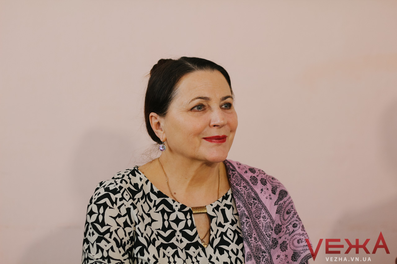 Ніна Матвієнко у Вінниці: “Зі мною розмовляють голоси предків”