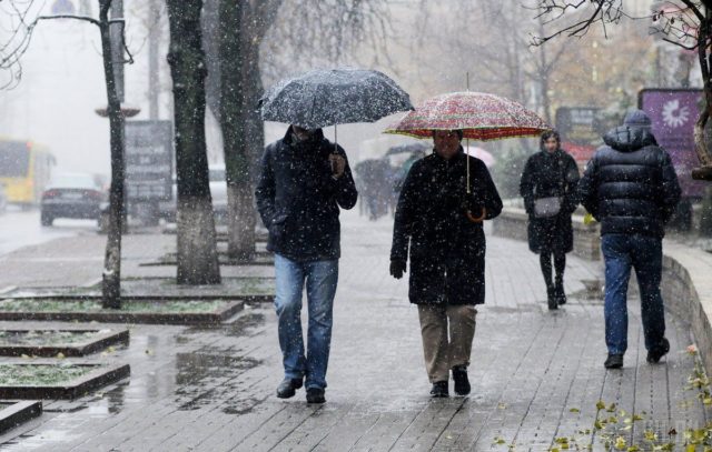 На Вінниччині різко погіршиться погода, можливі дощі з мокрим снігом