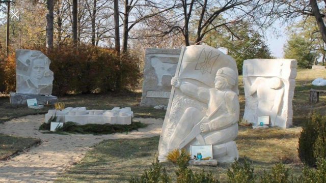 Воїни світла: на Вінниччині відкрили меморіал захисникам України. ФОТО, ВІДЕО