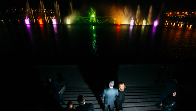 “Революція свідомості”: Порошенко приїхав на відкриття нового сезону вінницького фонтану. ФОТО, ВІДЕО