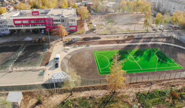 Біля школи №20 у Вінниці будують нове спортивне ядро. ФОТО