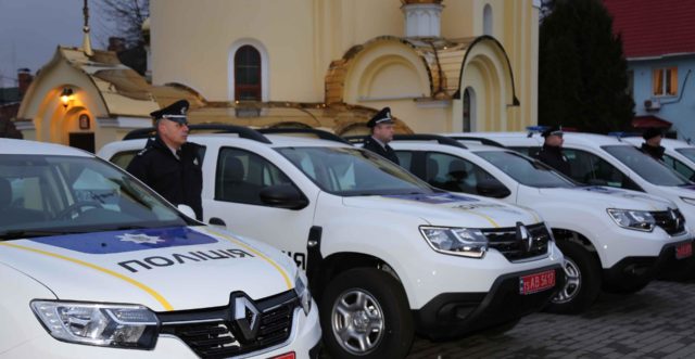 Поліція Вінниччини придбала п’ять нових автомобілів. ФОТО
