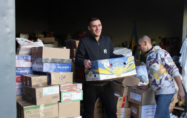 Військовим на передову доставили понад 22 тонни гуманітарного вантажу з Вінниччини. ФОТО