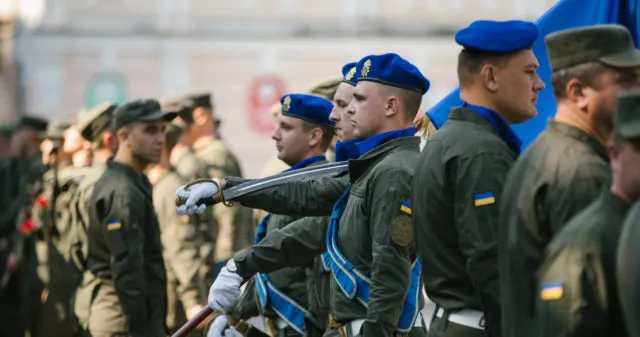 У вінницькій військовій частині носитимуть шеврони з гербом Вінниці