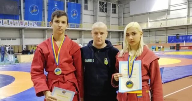 Вінничани вибороли “срібло” та “бронзу” на чемпіонаті України з боротьби самбо