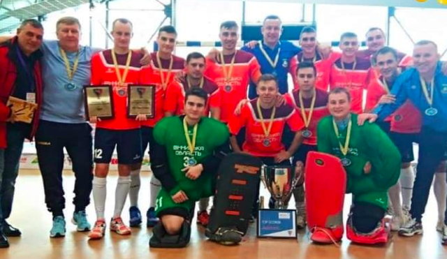 Команда з Вінниччини виграла Кубок Європейських чемпіонів з хокею на траві у приміщенні. ФОТО