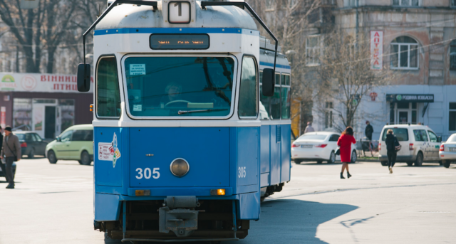 У Вінниці можуть зупинити громадський транспорт, якщо пасажири не дотримуватимуться карантину