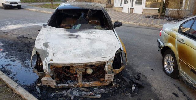 У Вінниці знову підпалили авто: власниця шукає очевидців. ФОТО