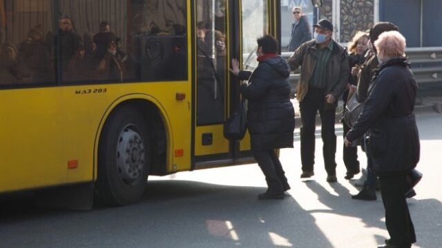 У Могилеві-Подільському дозволили роботу громадського транспорту
