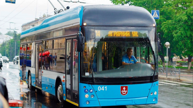 У Вінниці на маршрут виходять ще два тролейбуси VinLine. ВІДЕО