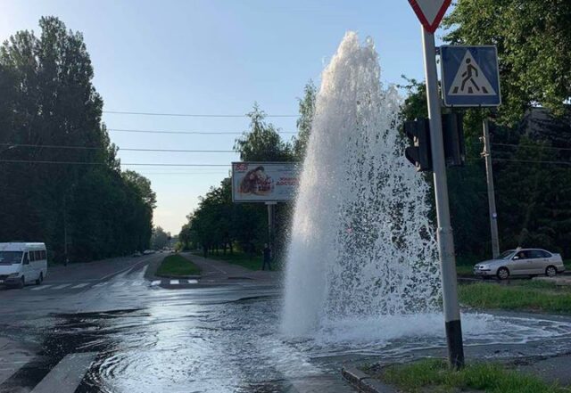 У Вінниці одну вулицю залишили без води через ремонт пожежного гідранта