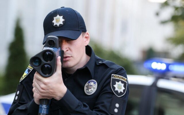 «Безпечне шосе»: на Вінниччині поліція посилено патрулюватиме автошляхи області