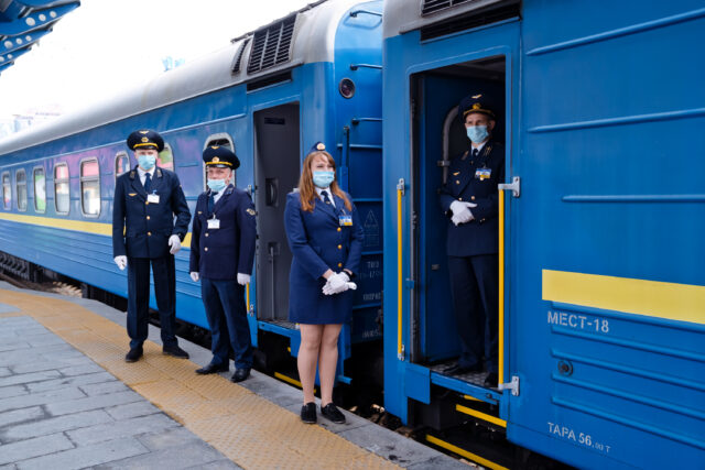 “Укрзалізниця” відновлює курсування чотирьох регіональних потягів через Вінниччину