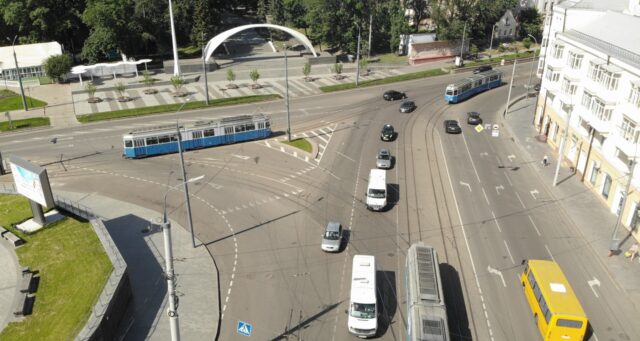 Менше половини водіїв дотримуються швидкісного режиму на площі Гагаріна