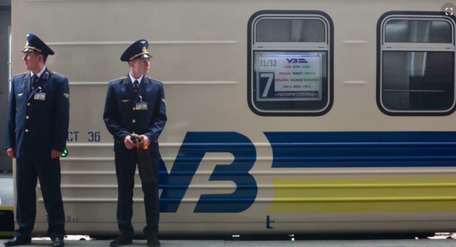 CБУ та поліція проводять обшуки в офісах “Укрзалізниці” у Вінниці та Києві. ФОТО