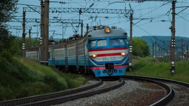 “Укрзалізниця” відновила курсування ще двох приміських поїздів на Вінниччині