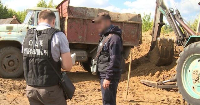 На Вінниччині викрили масштабний незаконний видобуток глини