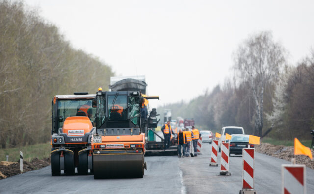 На ремонт дороги на Вінниччині виділили майже 222 мільйони