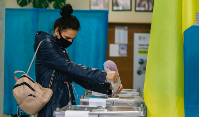 На Вінниччині станом на 13:00 проголосувало 17,2% виборців