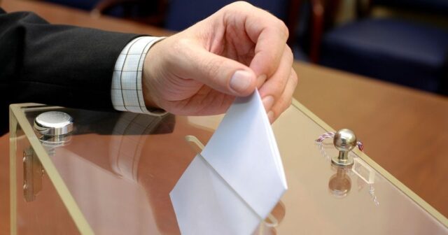 “Українська стратегія” заявляє про можливі фальсифікації під час виборів на Вінниччині