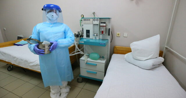 “Ковідні” лікарні Вінниччини забезпечені персоналом на 78%