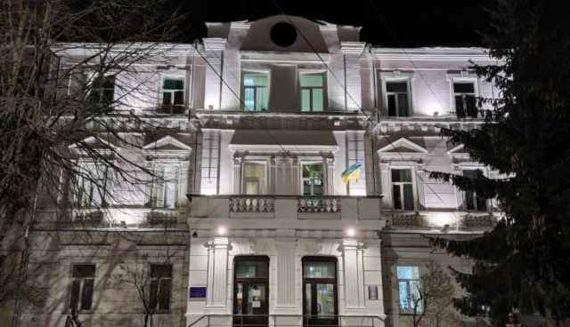 У Вінниці відновили підсвітку фасаду дитячої музичної школи. ФОТО