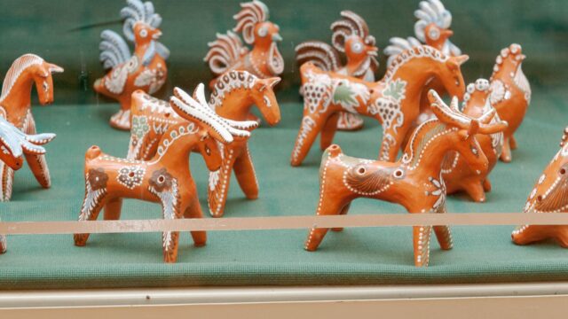 У Вінниці відкрили виставку бубнівської кераміки. ФОТО