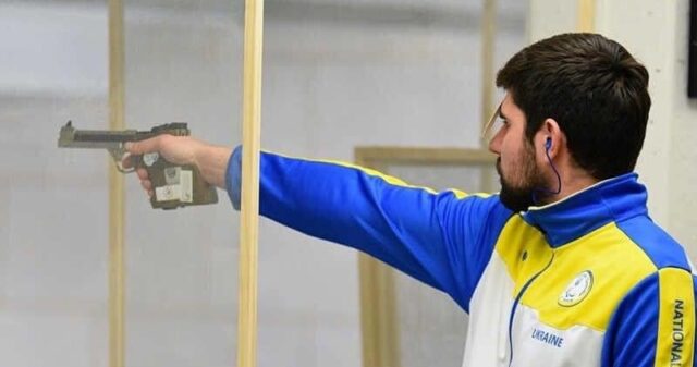 Вінничанин Олексій Денисюк виборов “золото” на Кубку світу з кульової стрільби