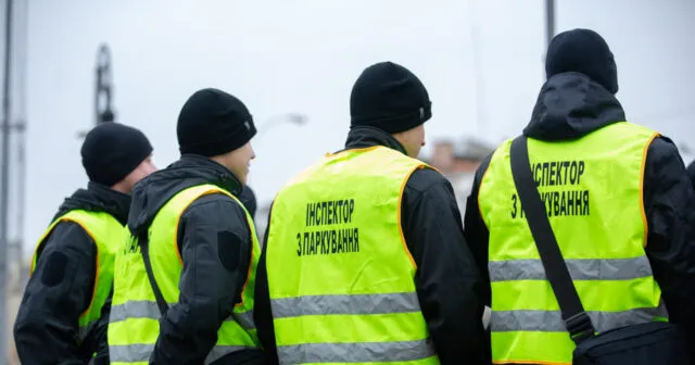 Штрафів на 7,5 мільйона: торік у Вінниці інспектори з паркування виявили понад 19 тисяч порушень