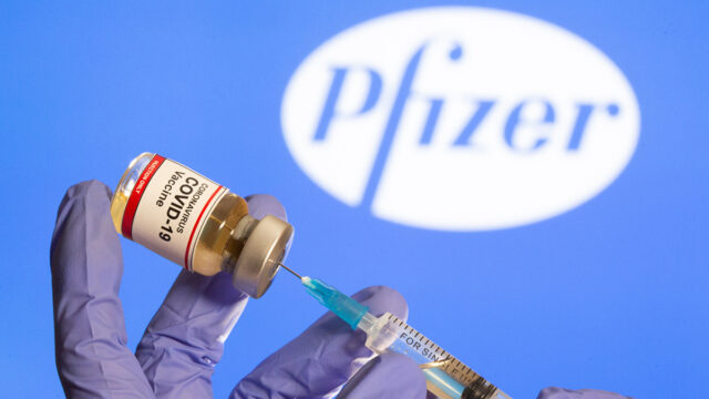 Україна уклала договір з Pfizer на постачання 10 мільйонів доз вакцини проти COVID-19