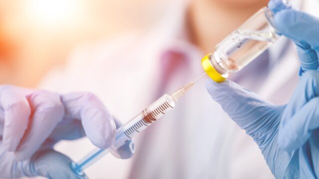 У Вінницькій області понад 20,5 тисячі людей отримали першу дозу  вакцини від COVID-19 
