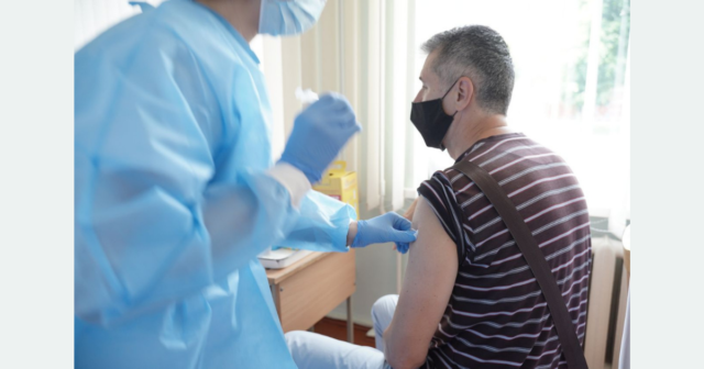 Цієї суботи у Вінниці вакцинували від COVID-19 майже тисячу містян. ФОТО
