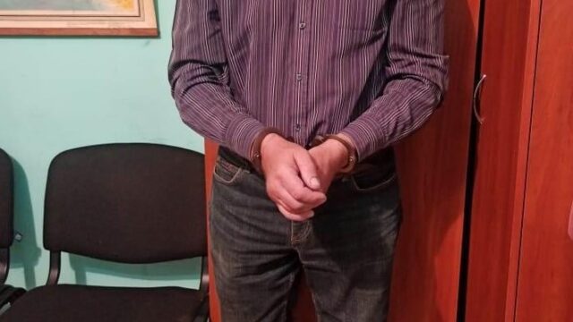 На Вінниччині затримали чоловіка за підозрою у розбещенні малолітніх: один з хлопчиків зняв відео