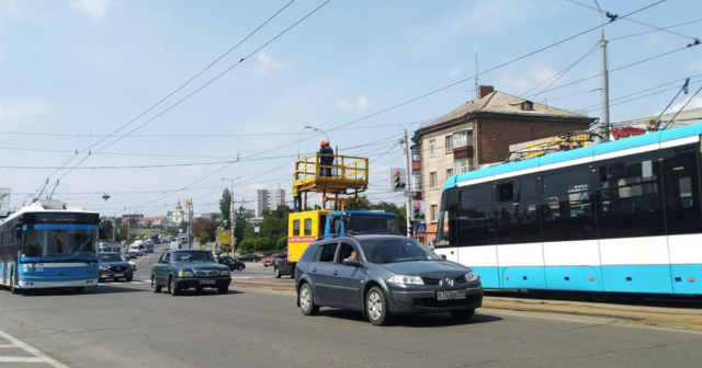 У Вінниці через обрив лінії зупинилися трамваї. ФОТО