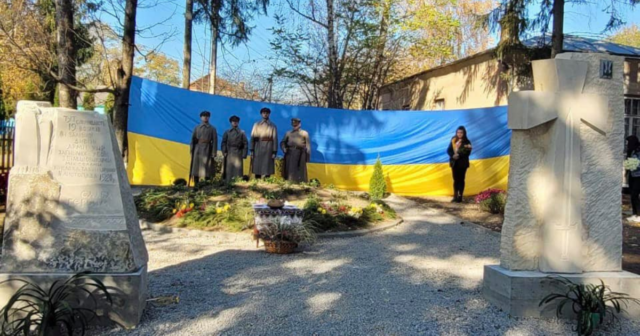 На Вінниччині встановили меморіал воїнам УНР, які загинули у бою з більшовиками. ФОТО
