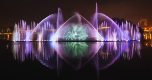 У Вінниці відновив роботу світломузичний фонтан “Рошен”. ГРАФІК