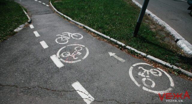 У Вінниці просять покращити стан велодоріжки на Хмельницькому шосе. ПЕТИЦІЯ