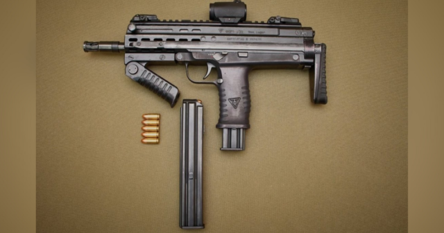 Вінницький завод “Форт” планує виробництво пістолета-кулемета нового зразка. ФОТО, ВІДЕО
