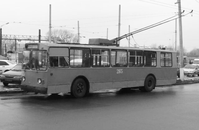 У Вінницькій транспортній компанії утилізують десять тролейбусів