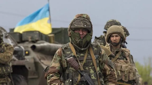 Верховна Рада запровадила воєнний стан в Україні