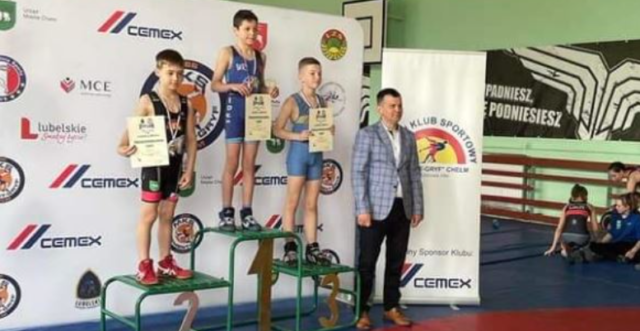 Вінничанин Матвій Іщенко виборов першість на дитячому турнірі з боротьби у Польщі