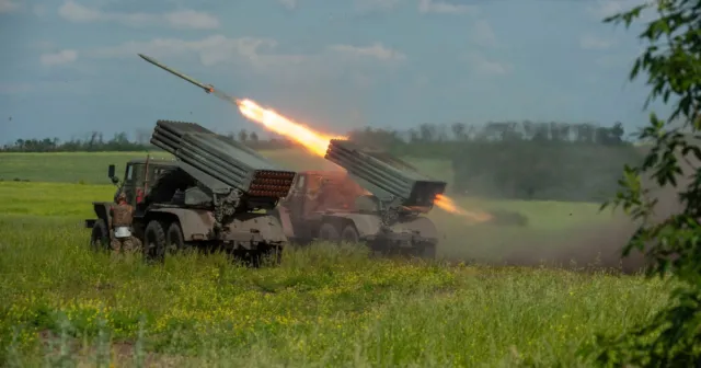 ЗСУ відбили штурм на Харківському напрямку, однак ворог має частковий успіх на двох напрямках: головне з вечірнього зведення Генштабу