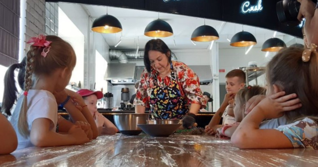 Сапбординг, байдарки та кулінарний майстер-клас: у Вінниці відкрили реєстрацію на ще три безкоштовні заходи для дітей-переселенців