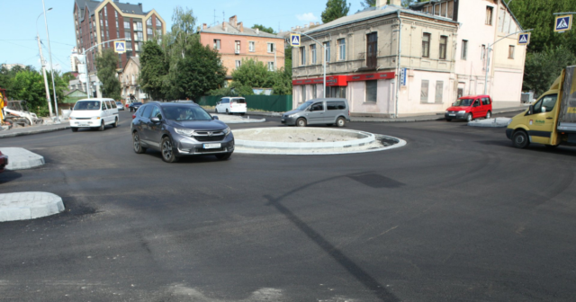 Капітальний ремонт перехрестя вулиць Оводова-Коріатовичів у Вінниці: як ділянка виглядає зараз